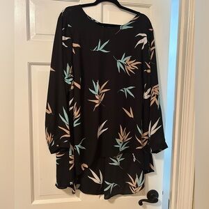 Vince Camuto Black and Tan Leaf Print Blouse